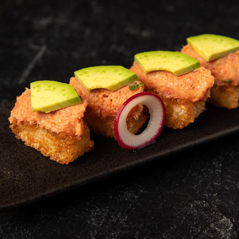 Sushi Delivery: Fresh Rolls to Your Door